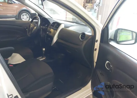 2019 Nissan Versa 1.6 Sv z USA, uszkodzony, nr VIN 3N1CN7AP6KL809515